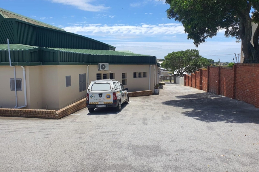 To Let commercial Property for Rent in Newton Park Eastern Cape
